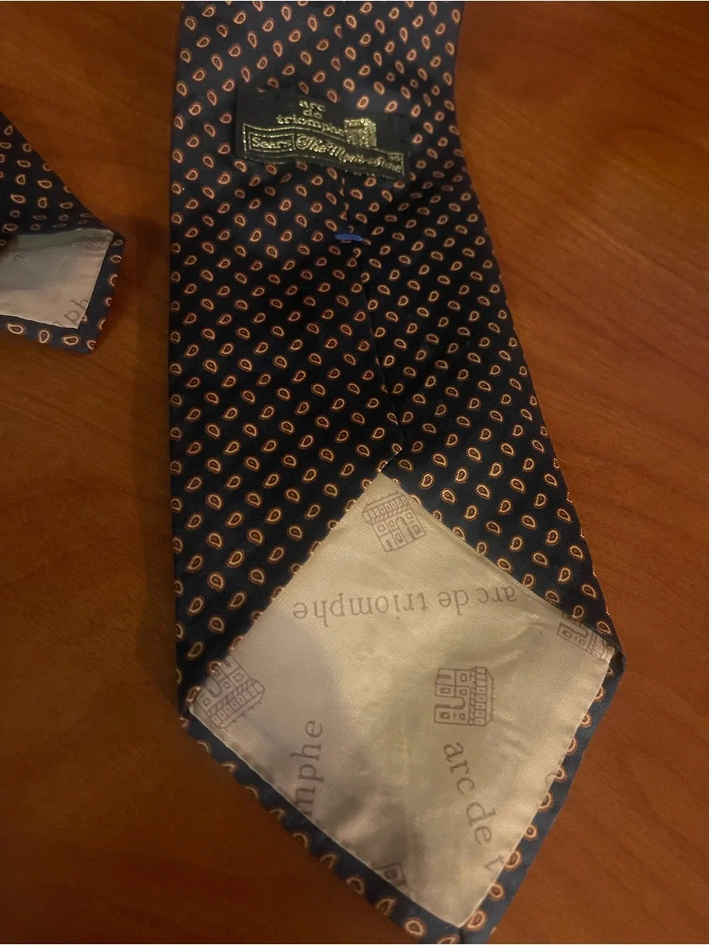 Men's Navy Blue Patterned Silk Tie